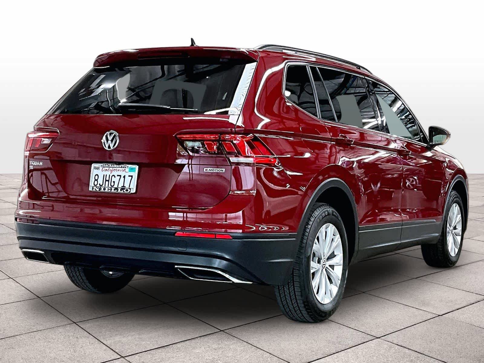 Used 2019 Volkswagen Tiguan SE w/ Panoramic Sunroof Package AWD/4WD image 15