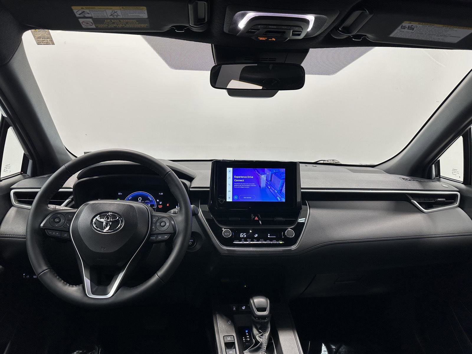 Used 2026 Toyota Corolla Cross AWD Hybrid w/ Moonroof Package image 21