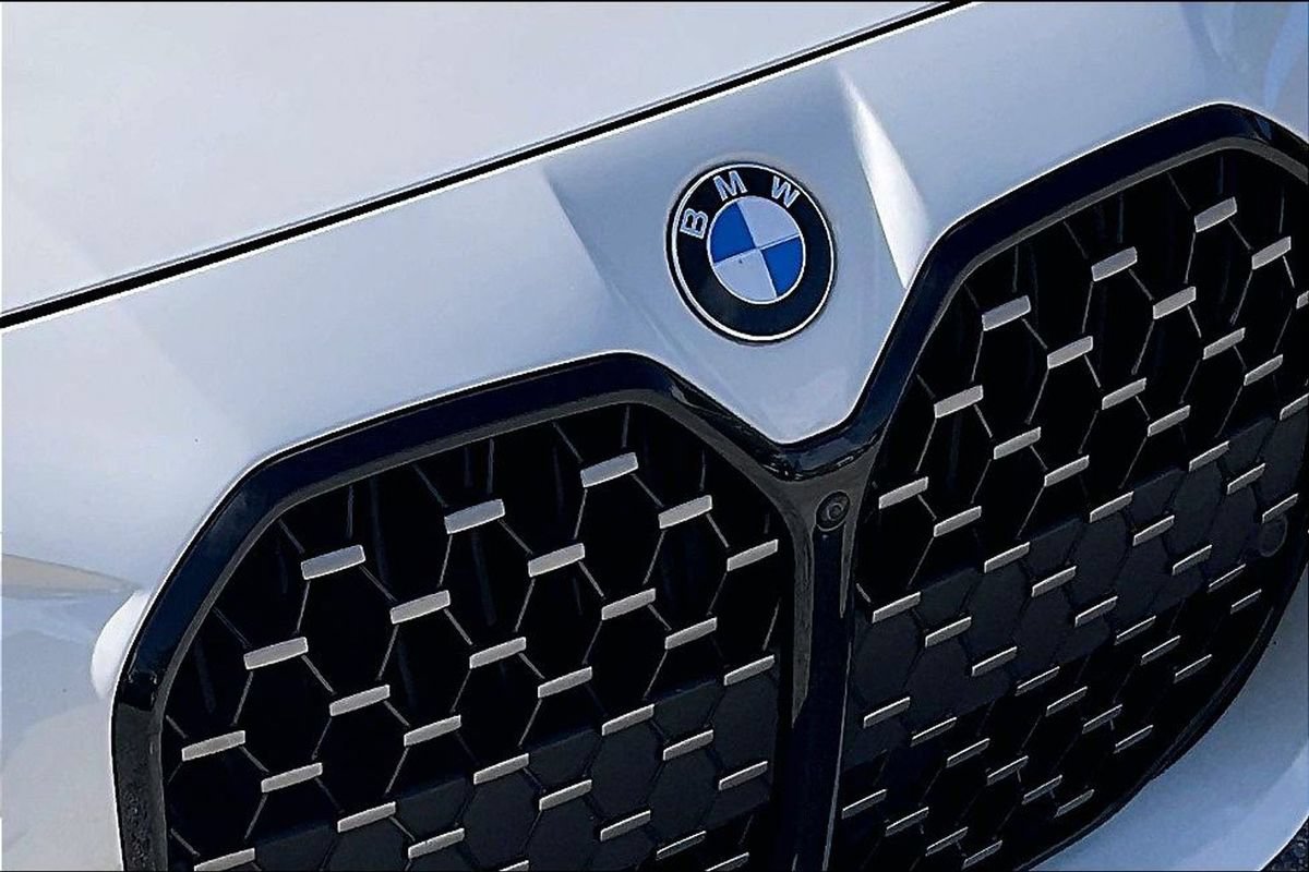Used 2024 BMW M440i xDrive Gran Coupe w/ Premium Package AWD/4WD image 35
