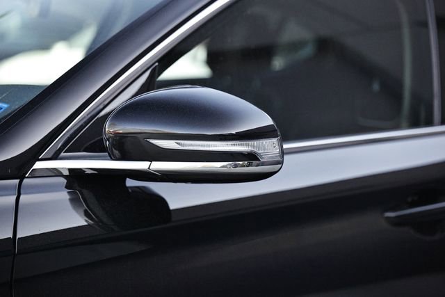 Used 2022 Genesis G70 2.0T w/ Prestige Package image 11