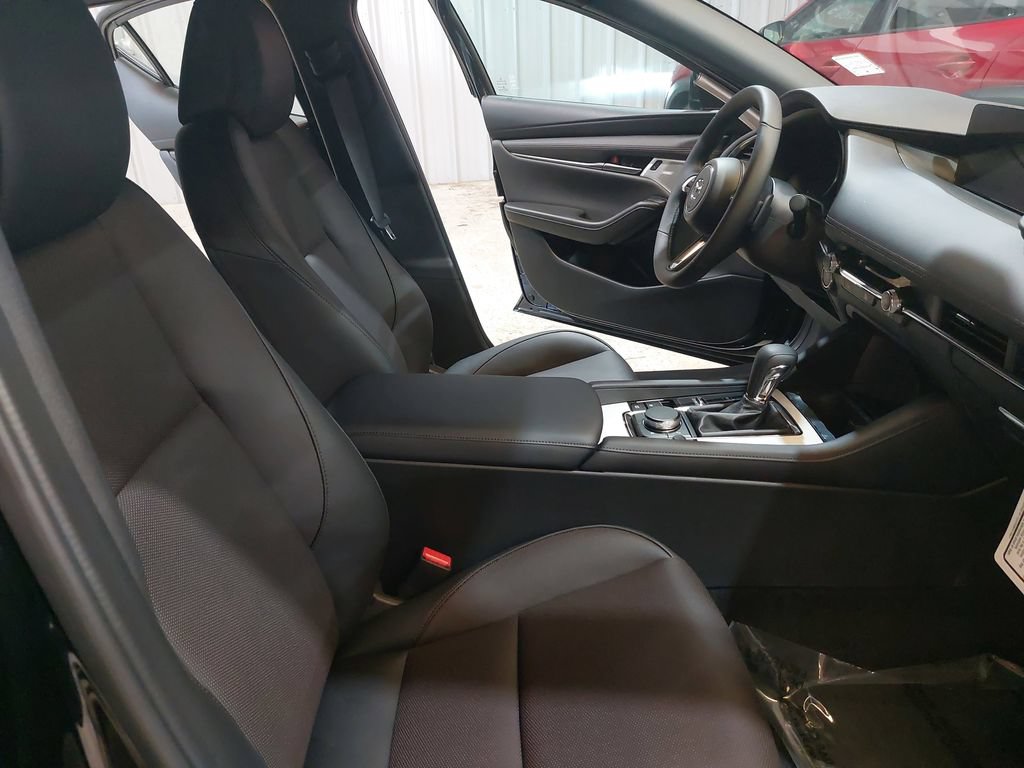 New 2026 MAZDA MAZDA3 Hatchback w/Premium Plus Pkg AWD/4WD image 10