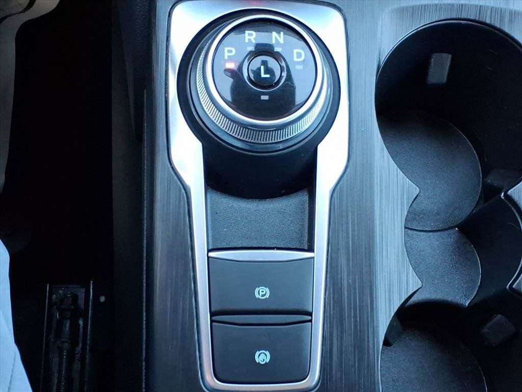 Used 2024 Ford Escape Active image 17