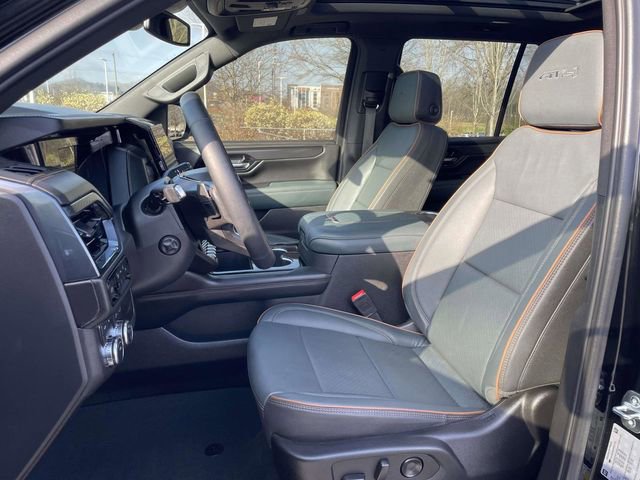 Used 2025 GMC Yukon AT4 image 18