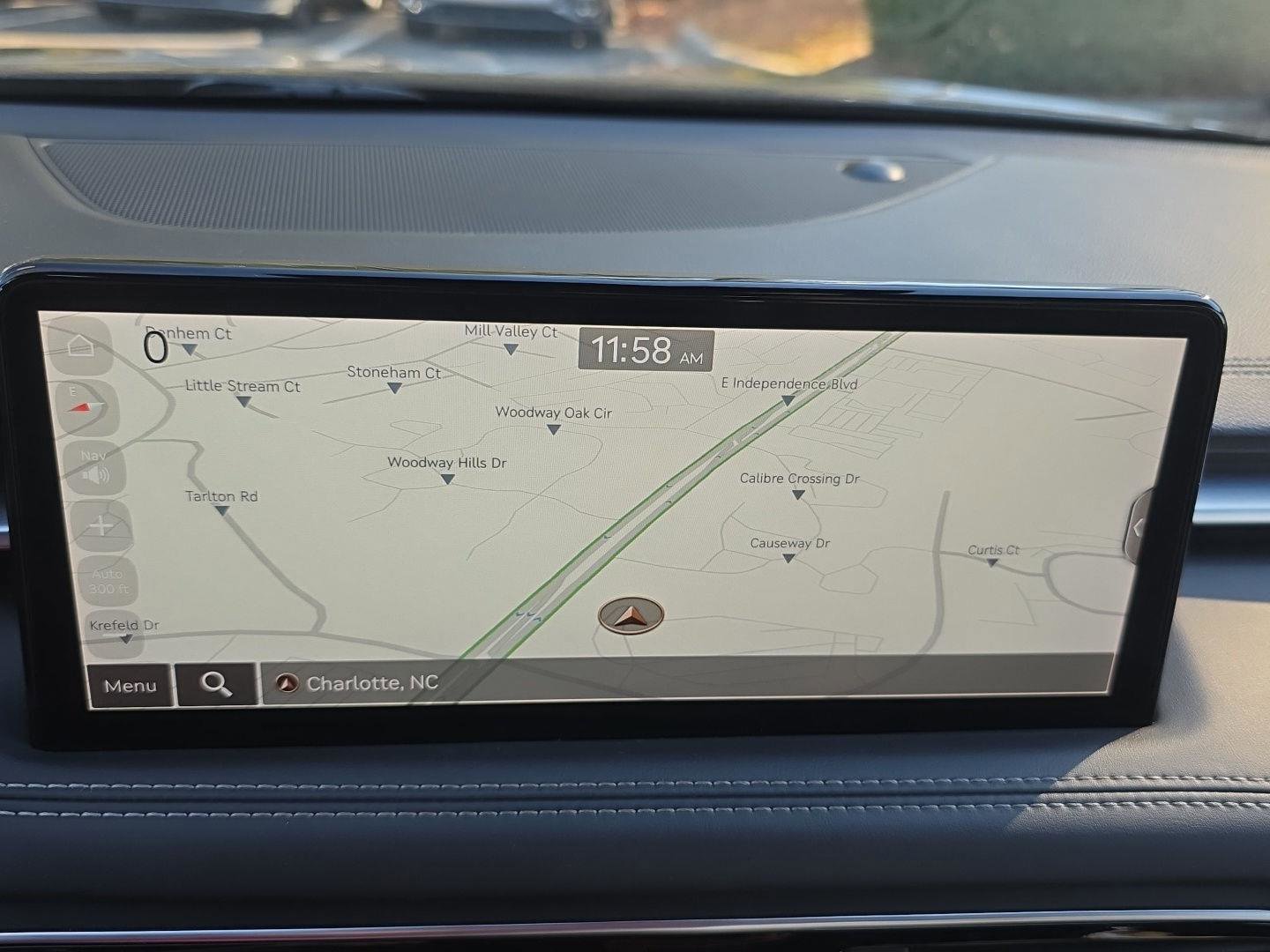 Used 2023 Genesis G70 2.0T image 17