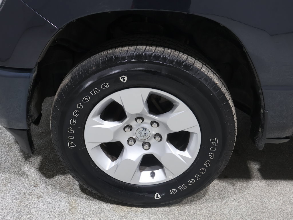 Used 2020 RAM 1500 Big Horn AWD/4WD image 10
