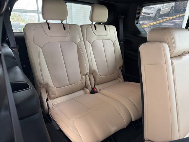 Used 2024 Jeep Grand Cherokee L Limited w/ Luxury Tech Group II AWD/4WD image 10