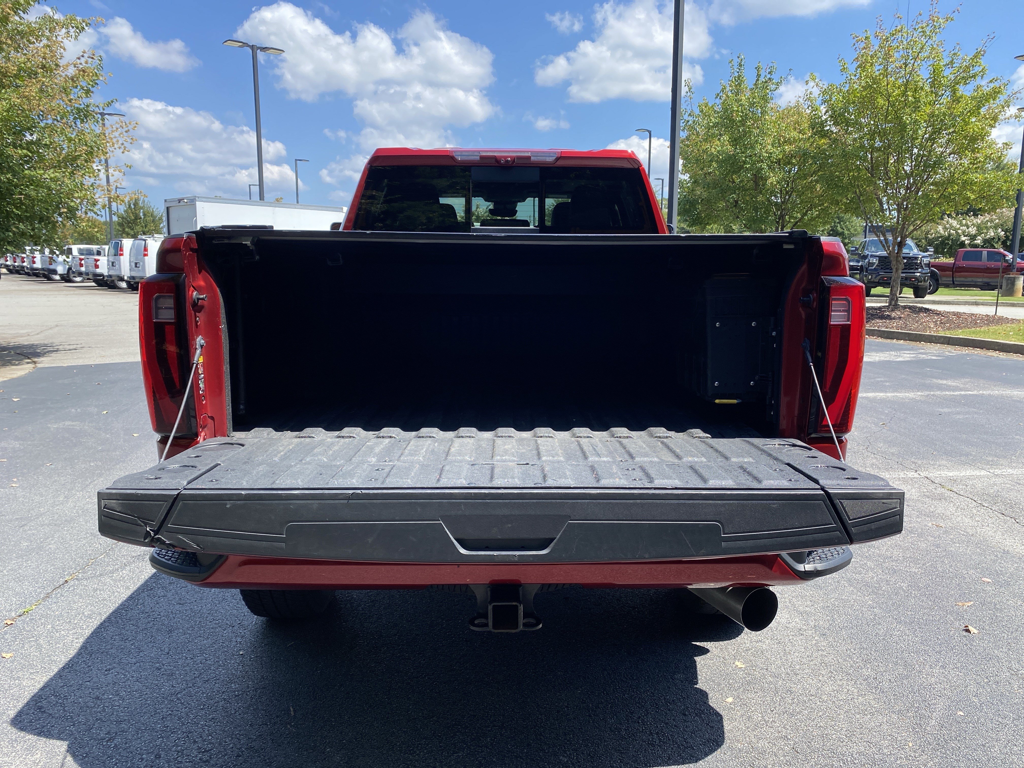 Used 2024 GMC Sierra 2500 Denali w/ Denali Reserve Package AWD/4WD image 12