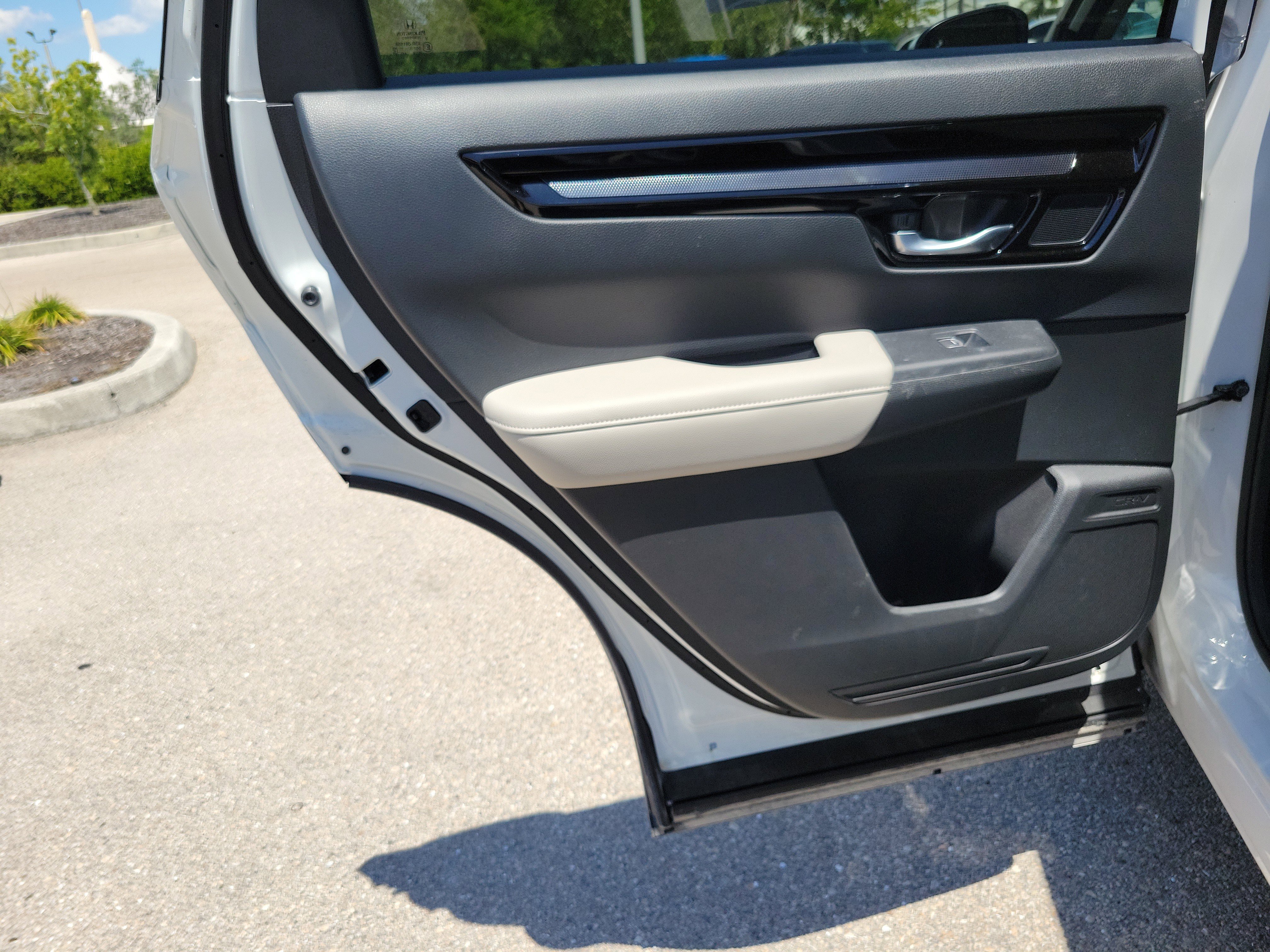 Used 2024 Honda CR-V EX-L image 14