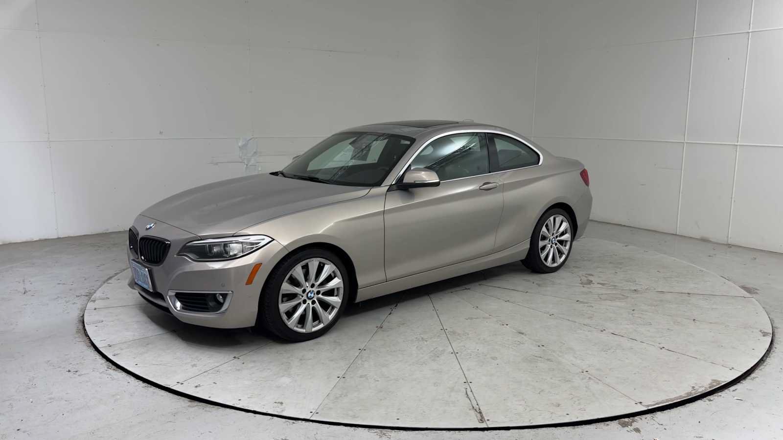 Used 2016 BMW 228i xDrive Coupe AWD/4WD image 6