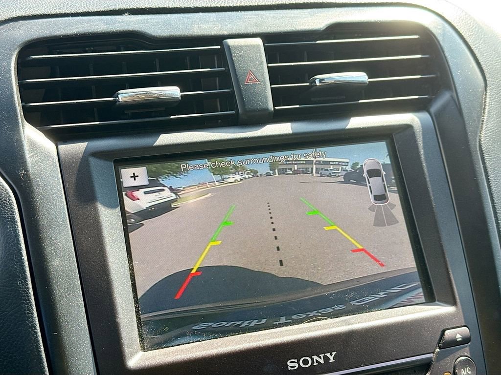 Used 2019 Ford Fusion Titanium AWD/4WD image 17