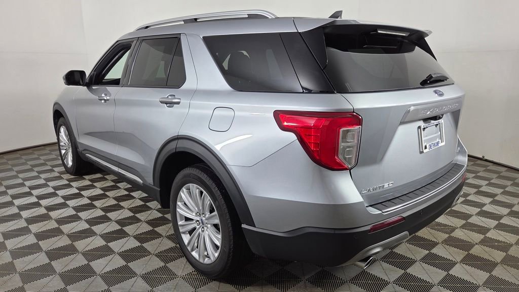Used 2023 Ford Explorer Limited w/ Equipment Group 301A image 6