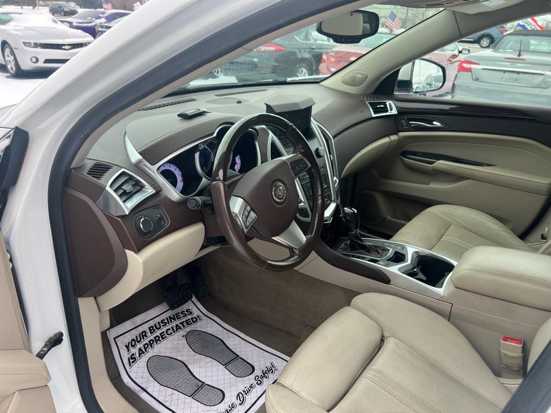 Used 2012 Cadillac SRX Luxury image 18