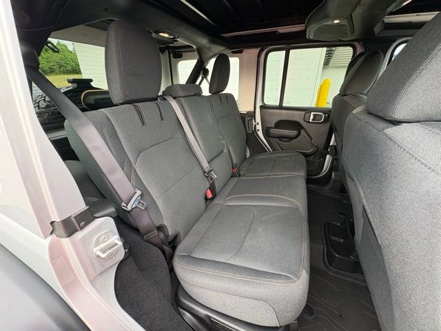 Used 2024 Jeep Wrangler Unlimited AWD/4WD image 29