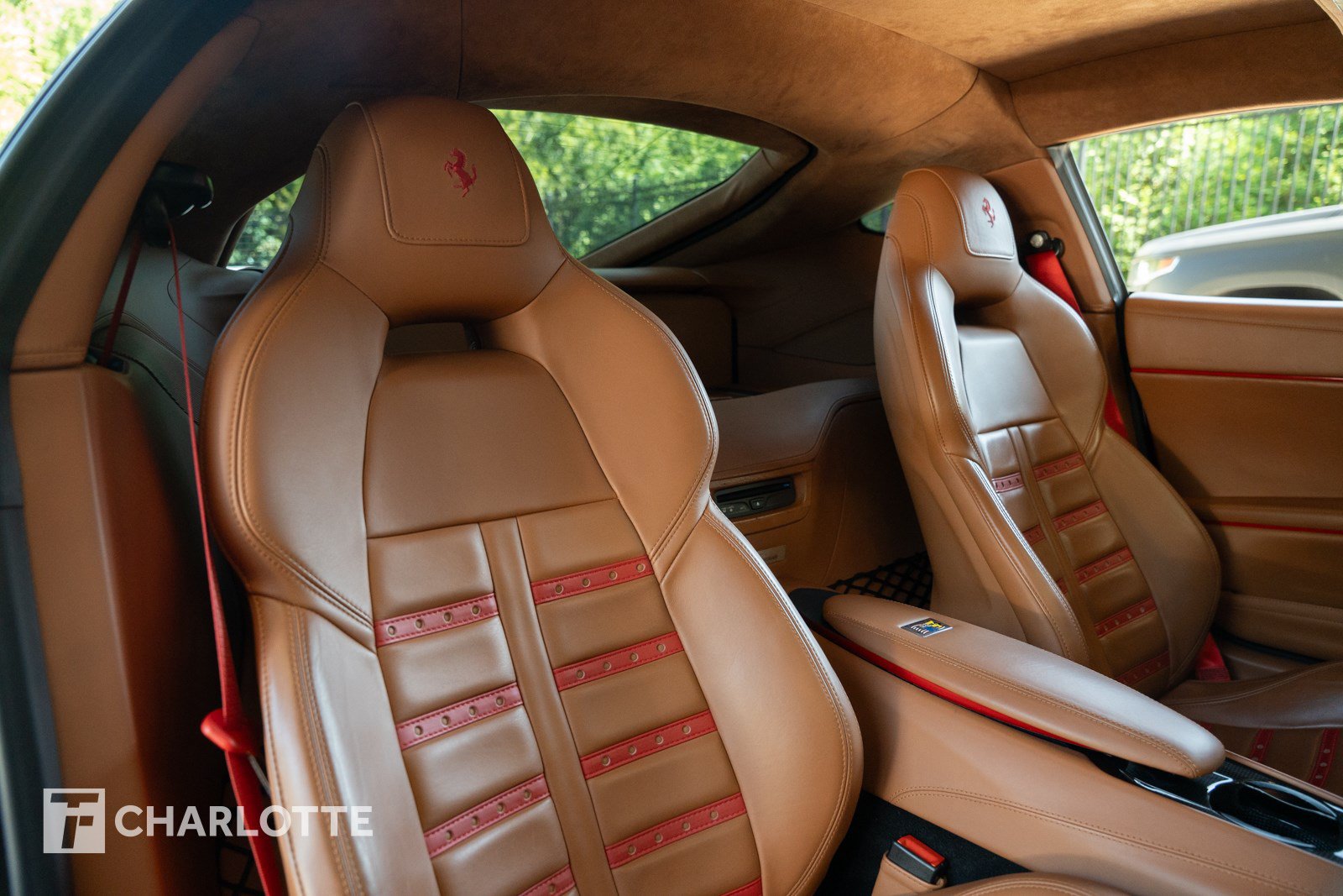 Used 2014 Ferrari F12 Berlinetta RWD image 34