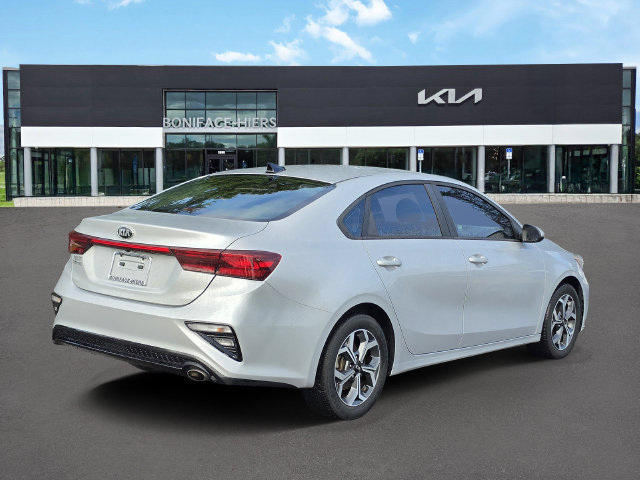 Used 2020 Kia Forte LXS FWD image 4
