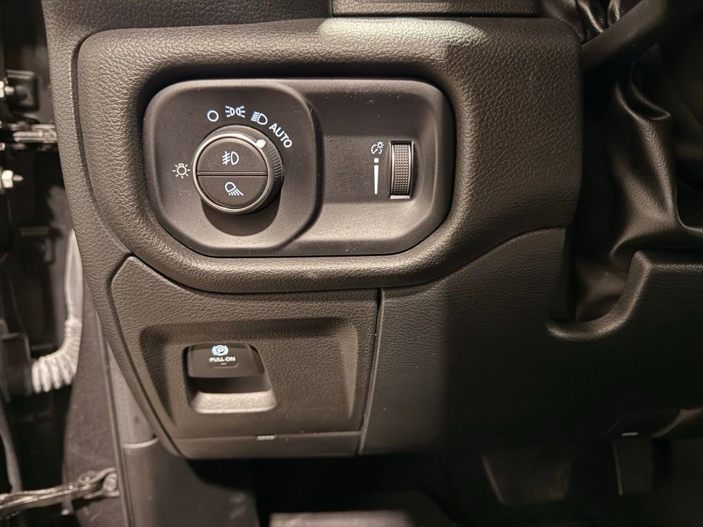 Used 2022 RAM 1500 Big Horn image 14