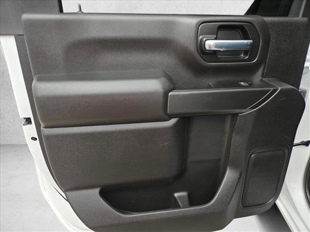 Used 2023 Chevrolet Silverado 2500 LT AWD/4WD image 11