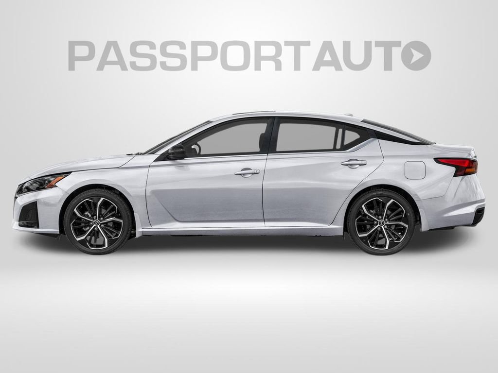 New 2026 Nissan Altima 2.5 SR AWD/4WD image 3
