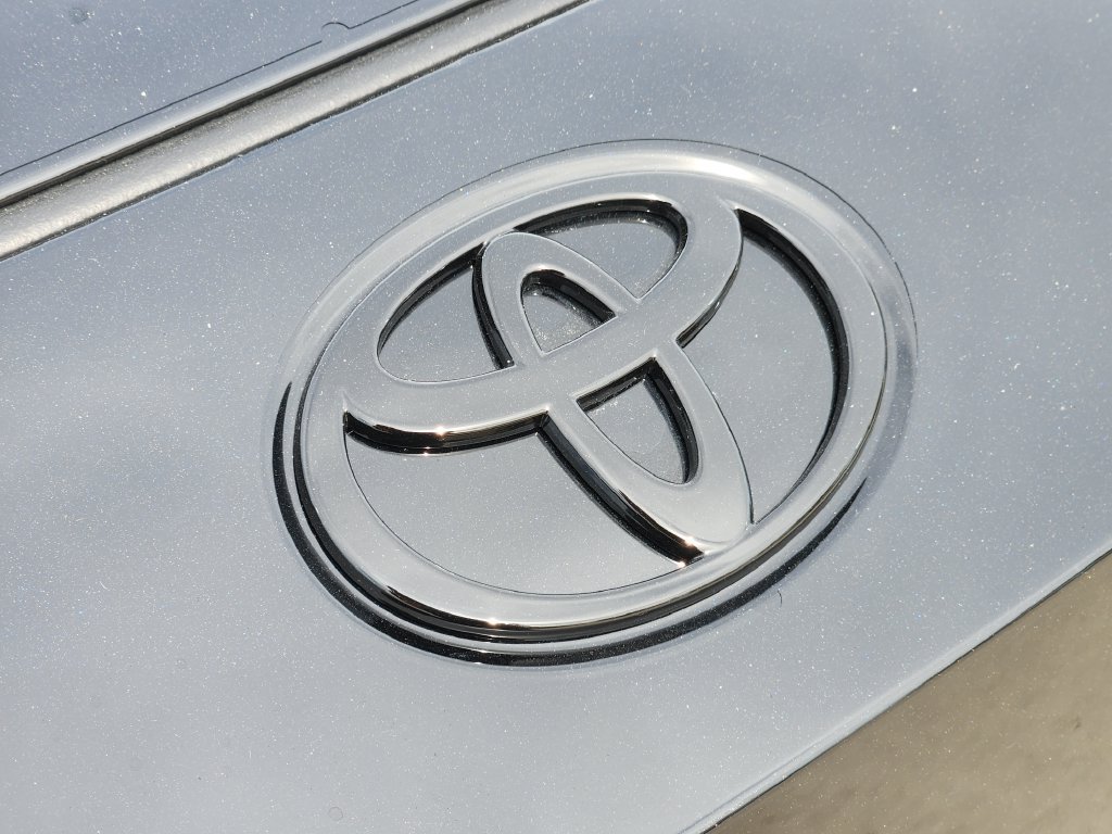 New 2026 Toyota RAV4 AWD image 12