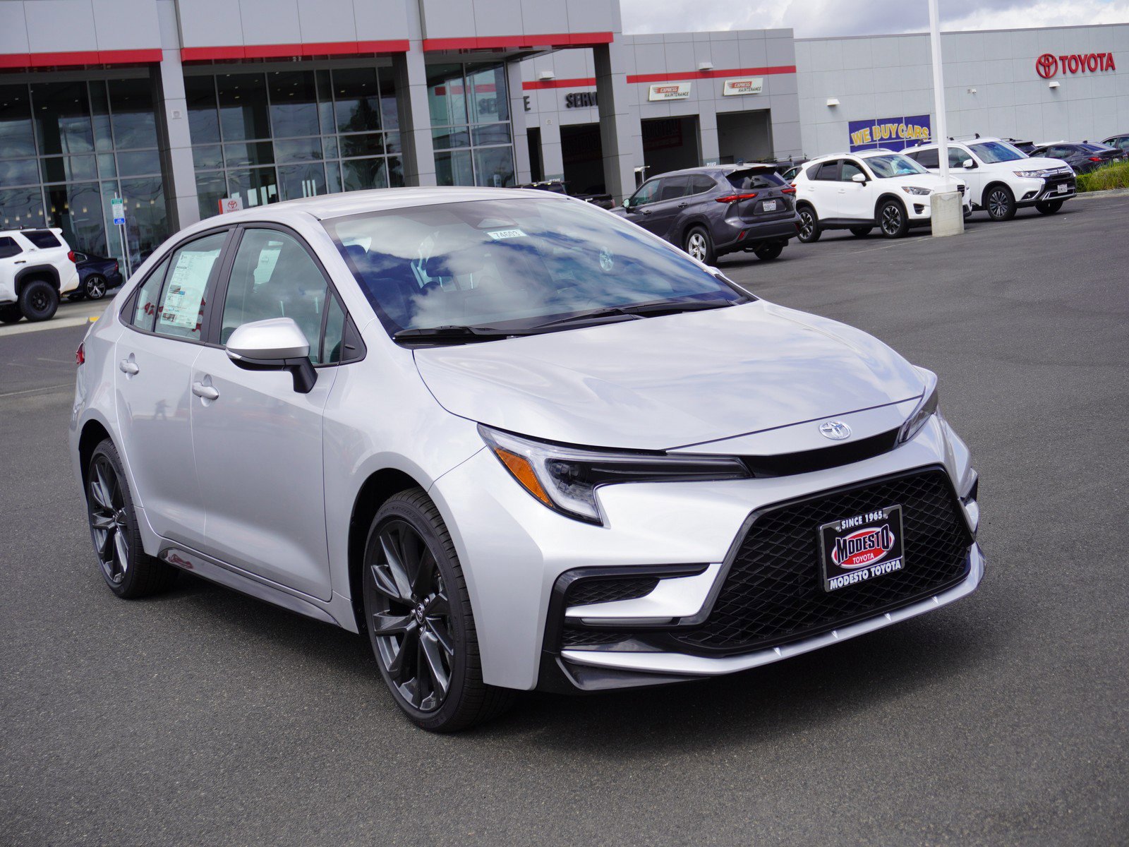 New 2025 Toyota Corolla SE