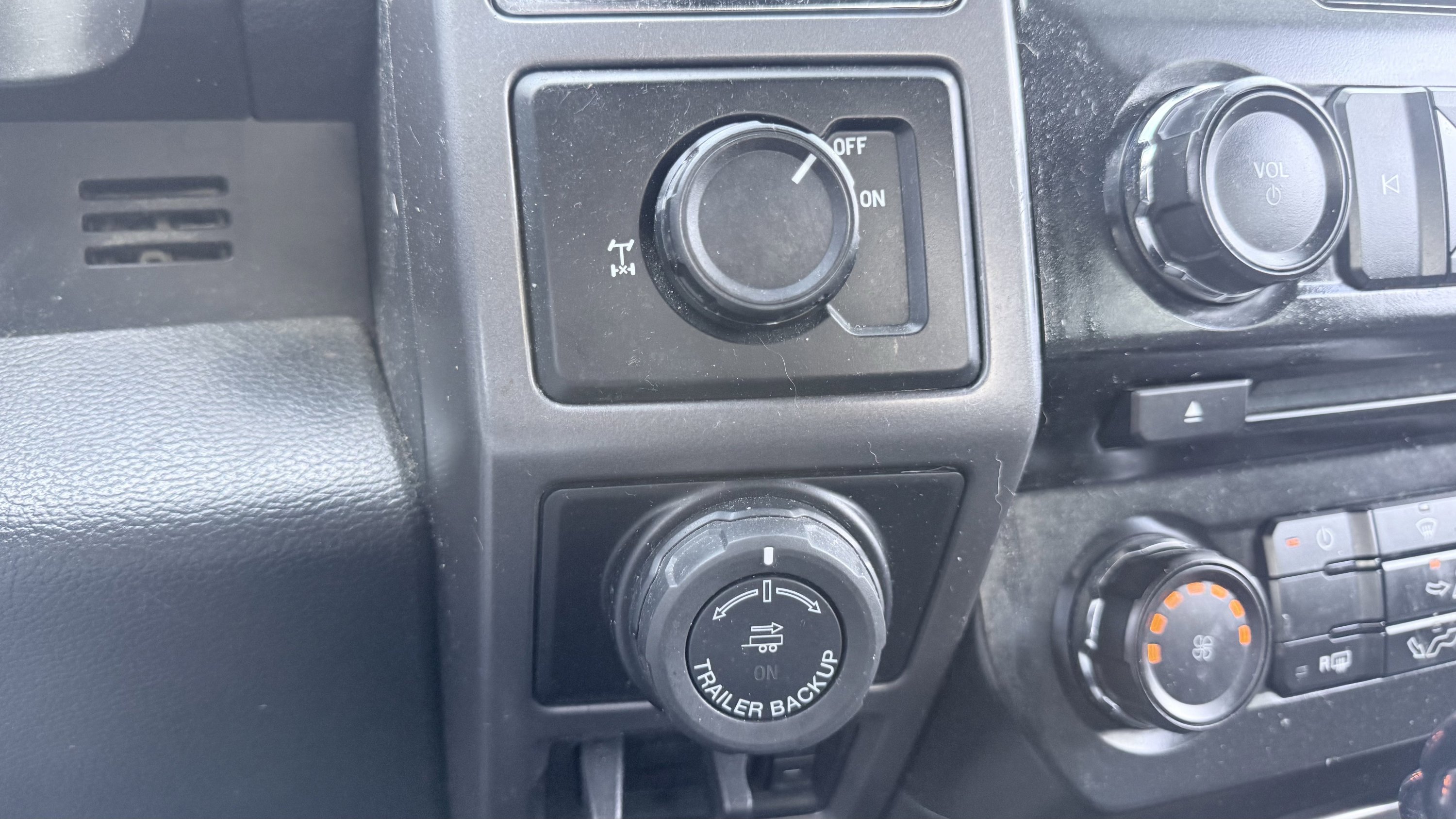 Used 2016 Ford F150 XLT w/ Equipment Group 301A Mid RWD image 55