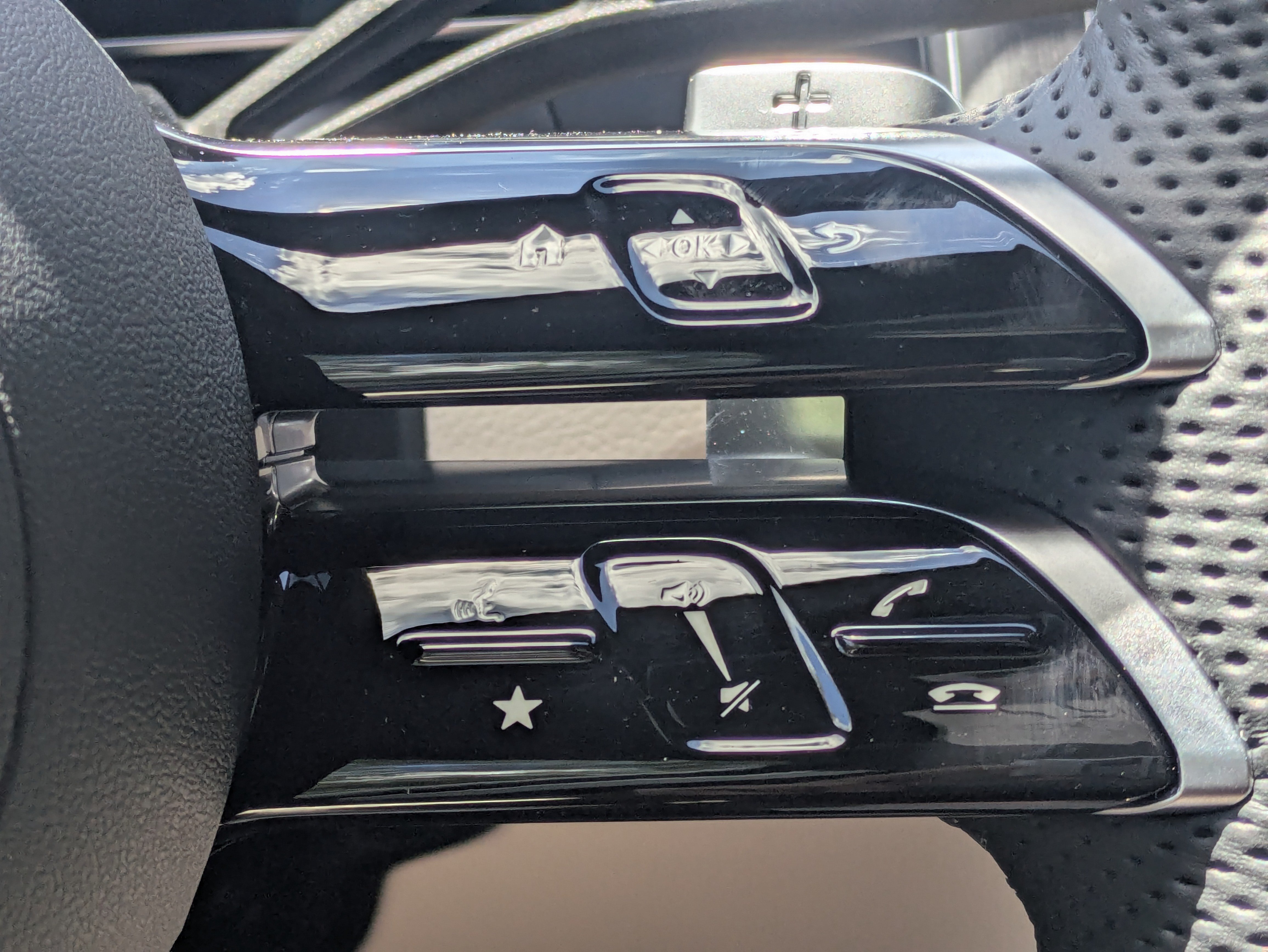 New 2027 Mercedes-Benz GLC 300 4MATIC image 25