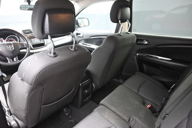 Used 2017 Dodge Journey SE w/ Flexible Seating Group FWD image 31