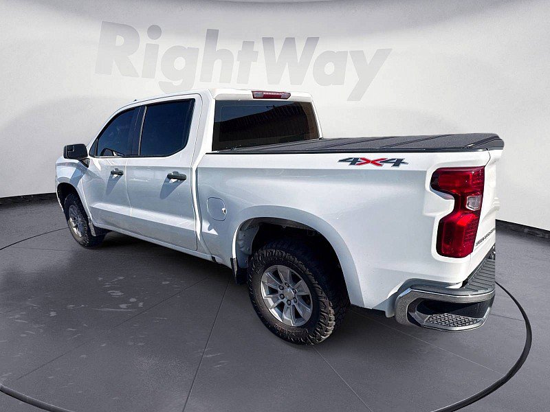 Used 2024 Chevrolet Silverado 1500 W/T w/ Trailering Package AWD/4WD image 3