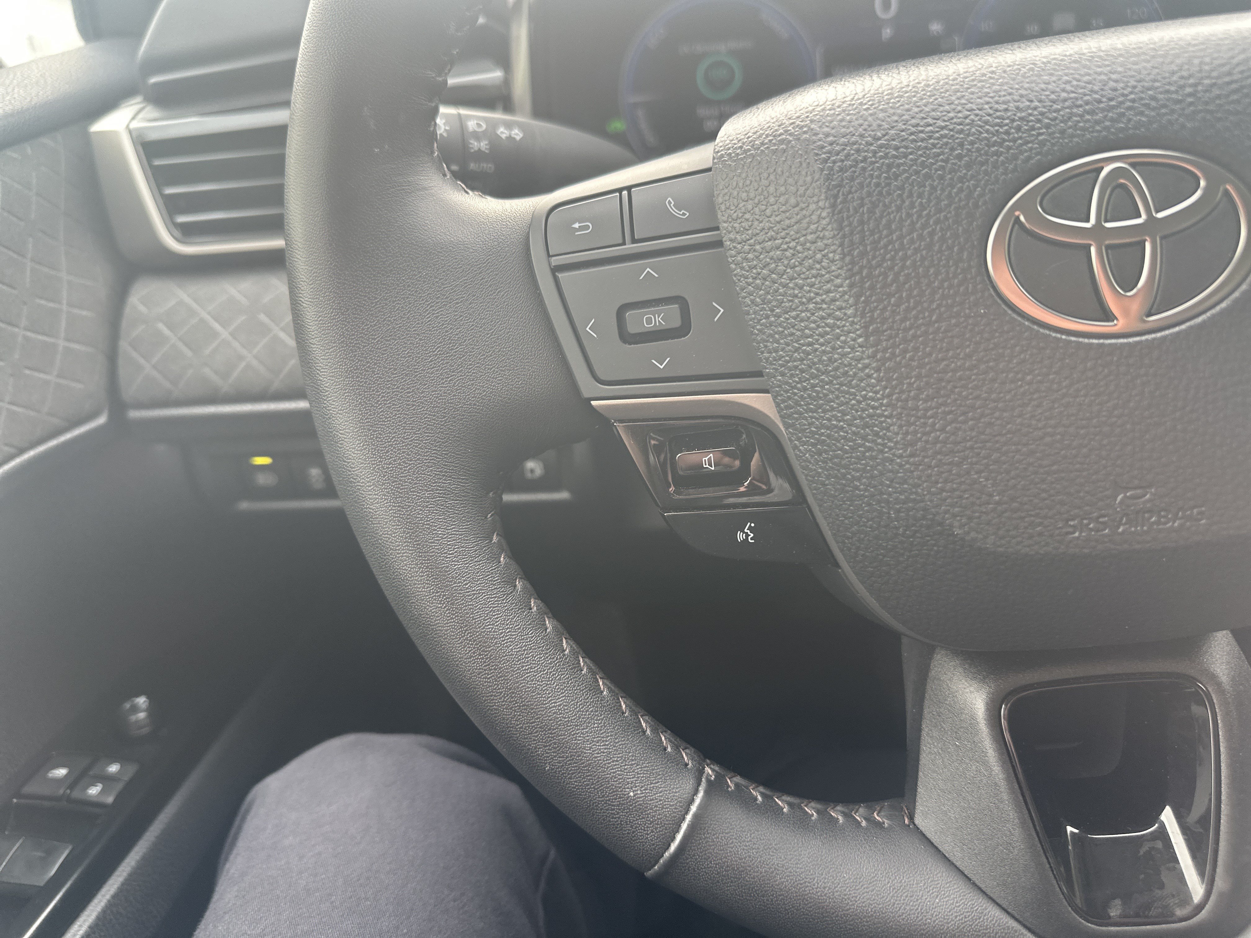 Used 2026 Toyota Camry XLE FWD image 18