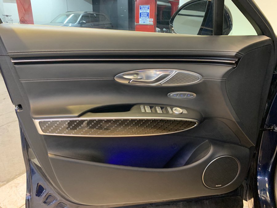 Used 2023 Genesis GV70 3.5T Sport w/ Sport Prestige Package image 14