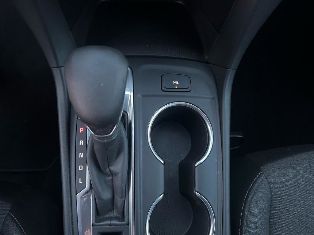 Used 2022 Chevrolet Equinox LT w/ Driver Convenience Package FWD image 22