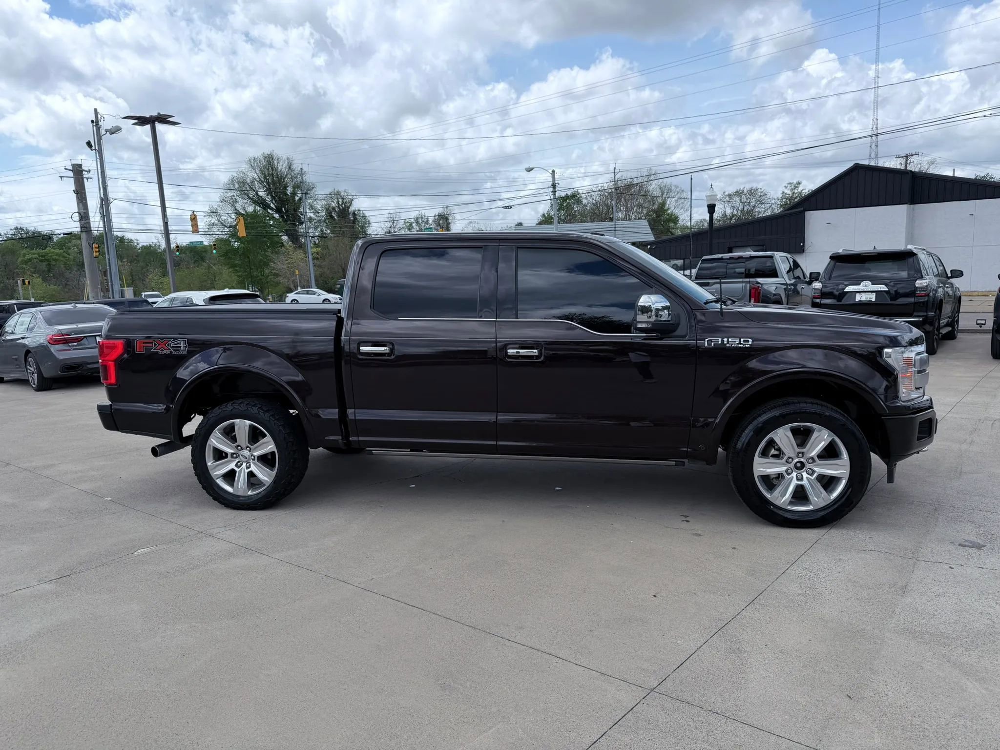 Used 2019 Ford F150 Platinum w/ Equipment Group 701A Luxury image 8