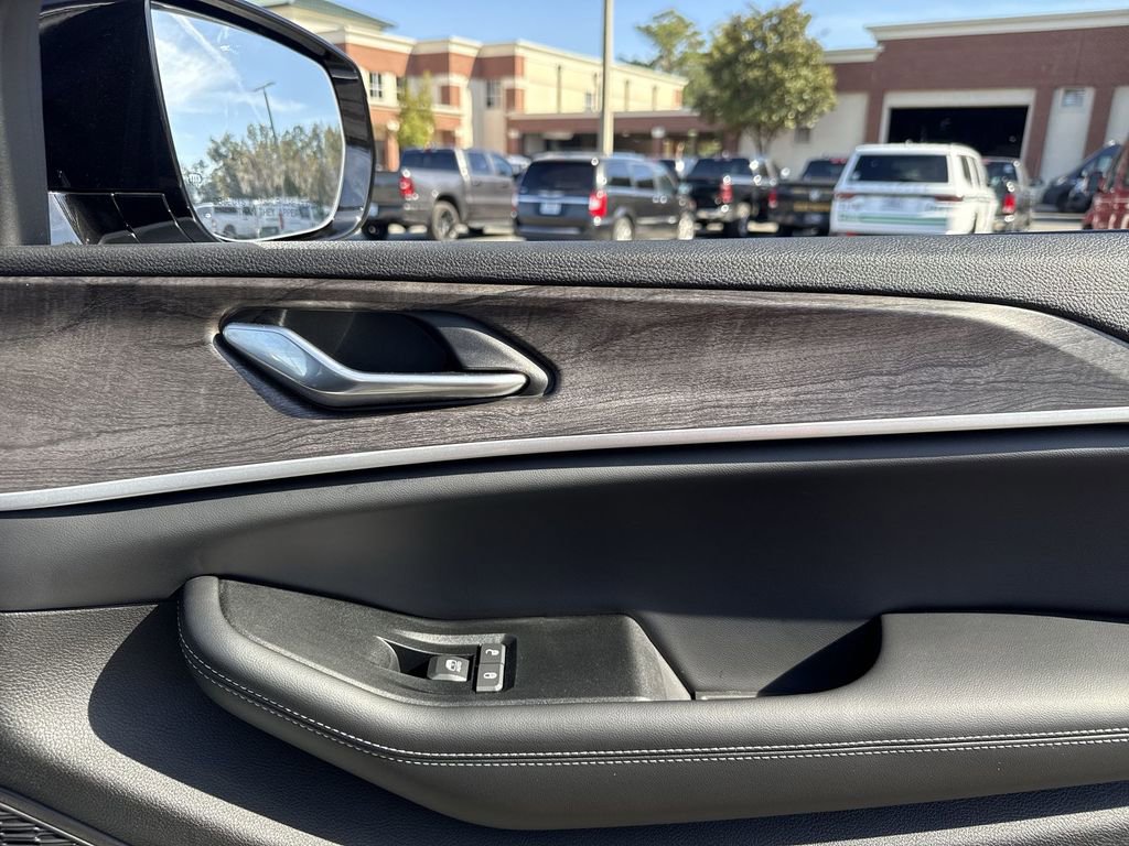 New 2025 Jeep Grand Cherokee L Limited w/ Trailer Tow Package image 31