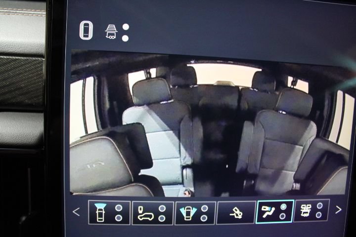 New 2026 GMC Yukon XL AT4 w/ AT4 Premium Plus Package AWD/4WD image 63