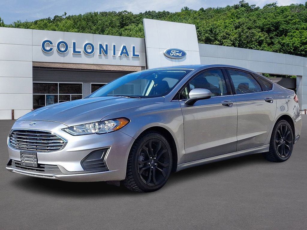 Certified 2020 Ford Fusion SE image 3