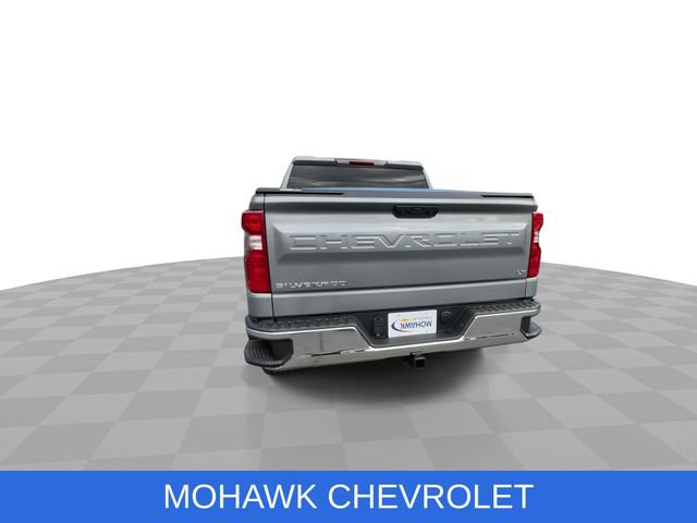 Used 2025 Chevrolet Silverado 1500 LT AWD/4WD image 7