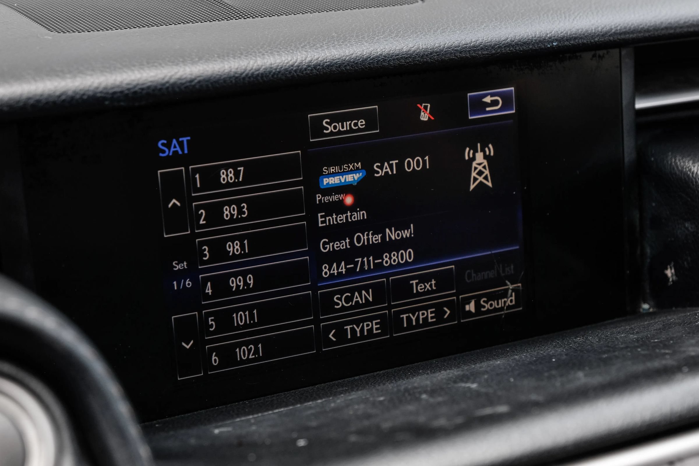 Used 2015 Lexus IS 350 w/ Navigation System Package RWD image 37
