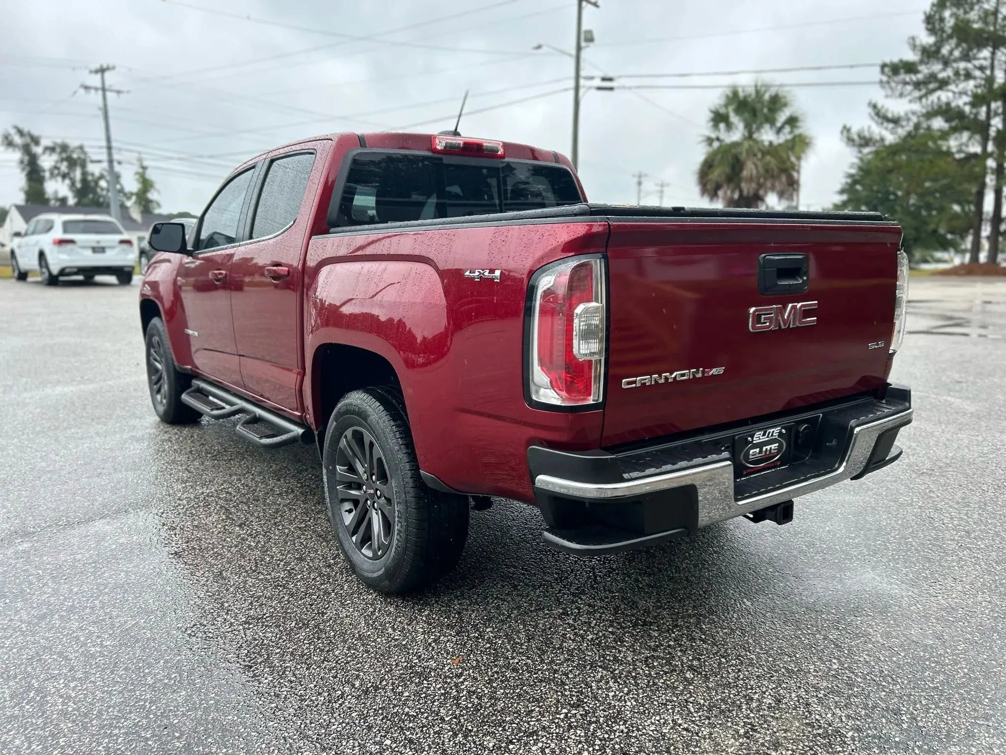 Used 2018 GMC Canyon SLE w/ SLE Convenience Package image 9