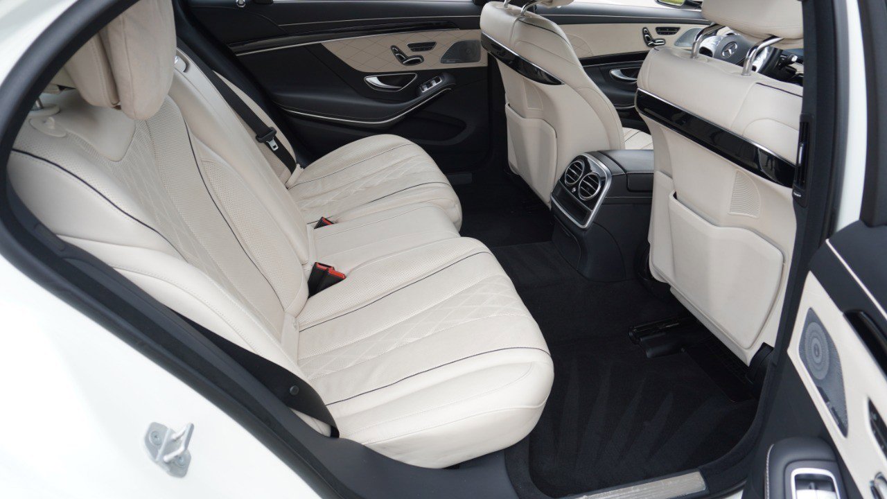 Used 2017 Mercedes-Benz S 550 Sedan image 32
