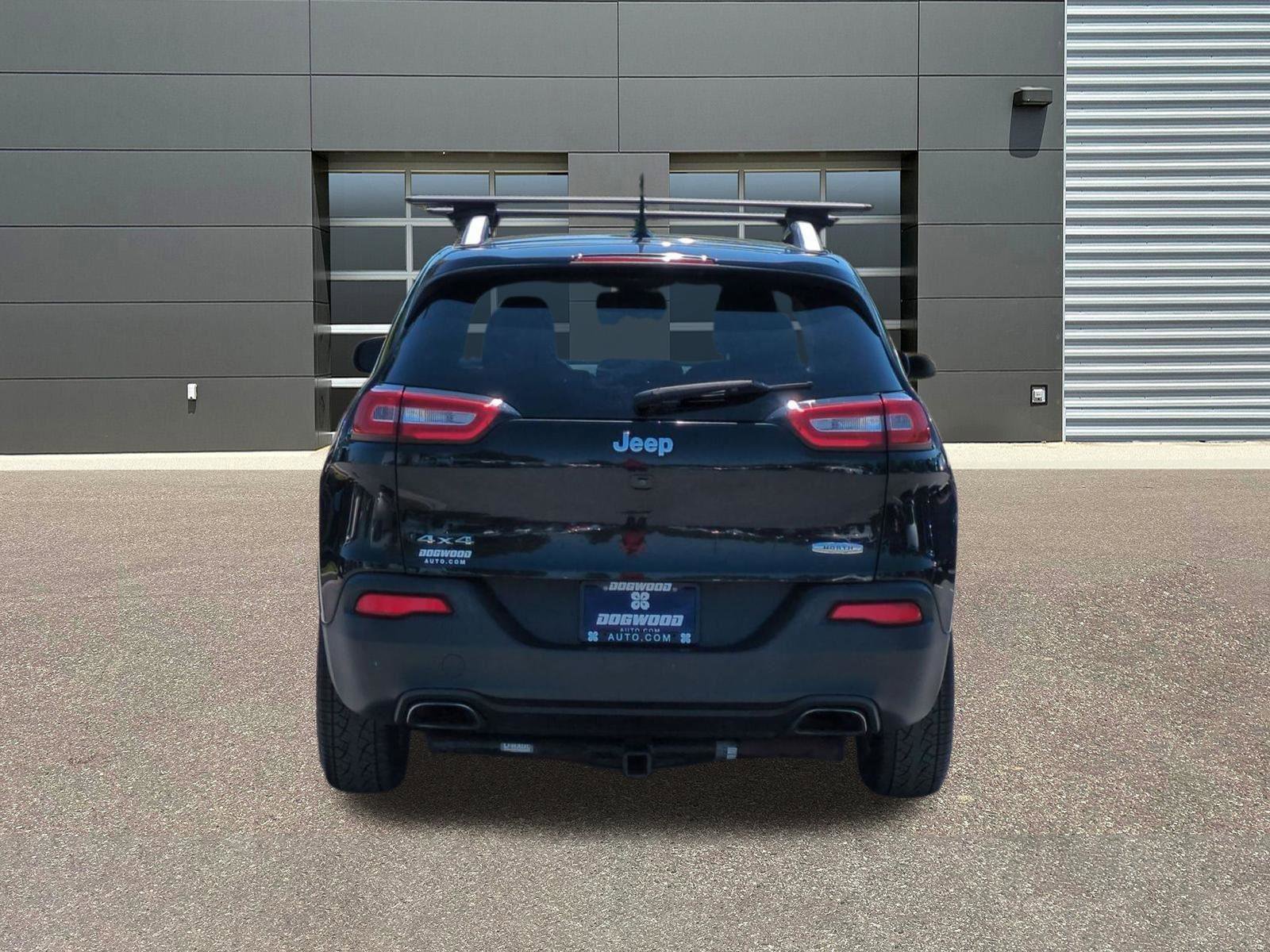 Used 2015 Jeep Cherokee Latitude w/ Cold Weather Group AWD/4WD image 6