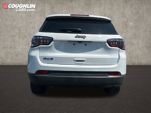 New 2026 Jeep Compass Latitude AWD/4WD image 5