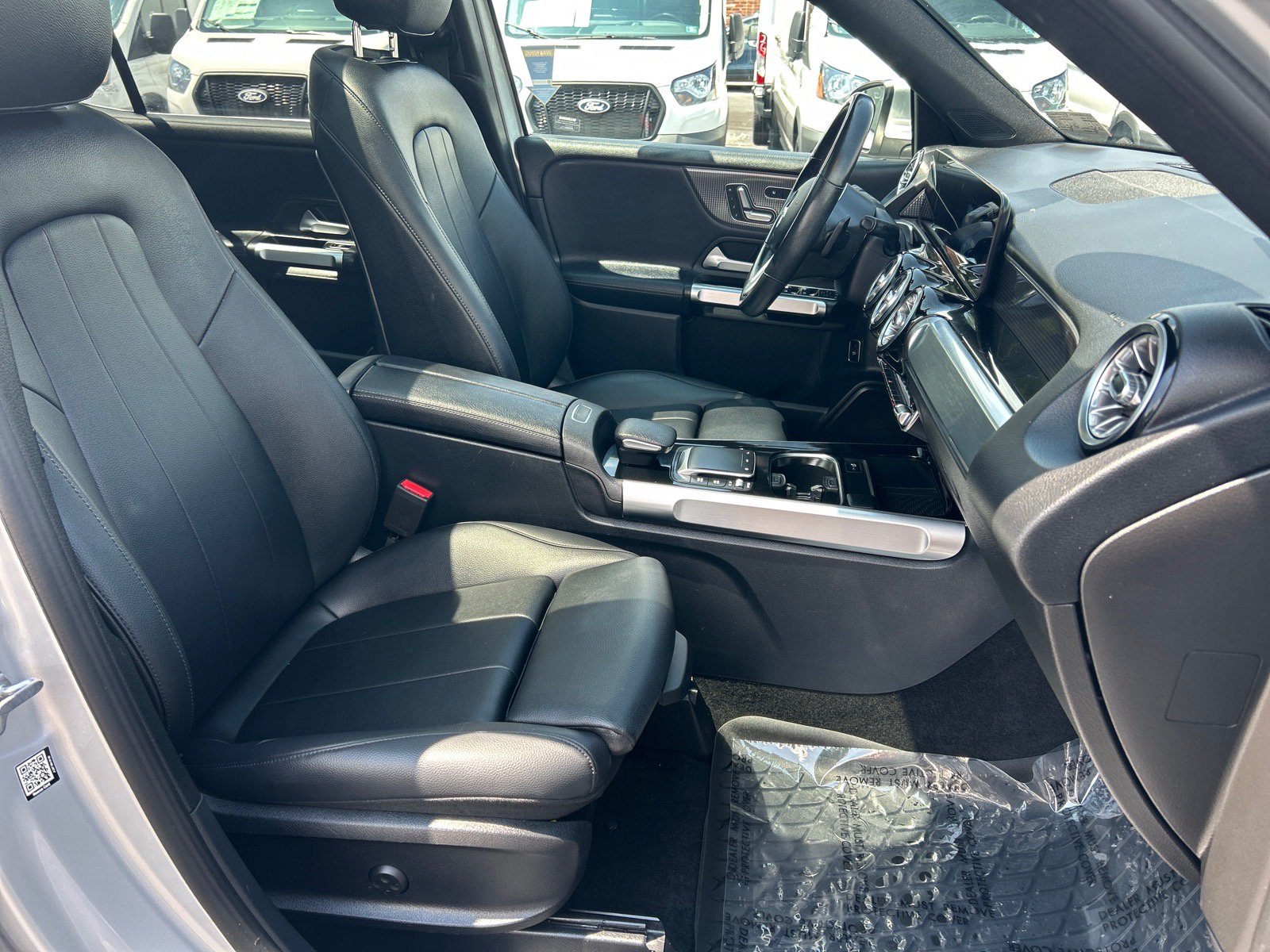 Used 2021 Mercedes-Benz GLB 250 4MATIC image 20