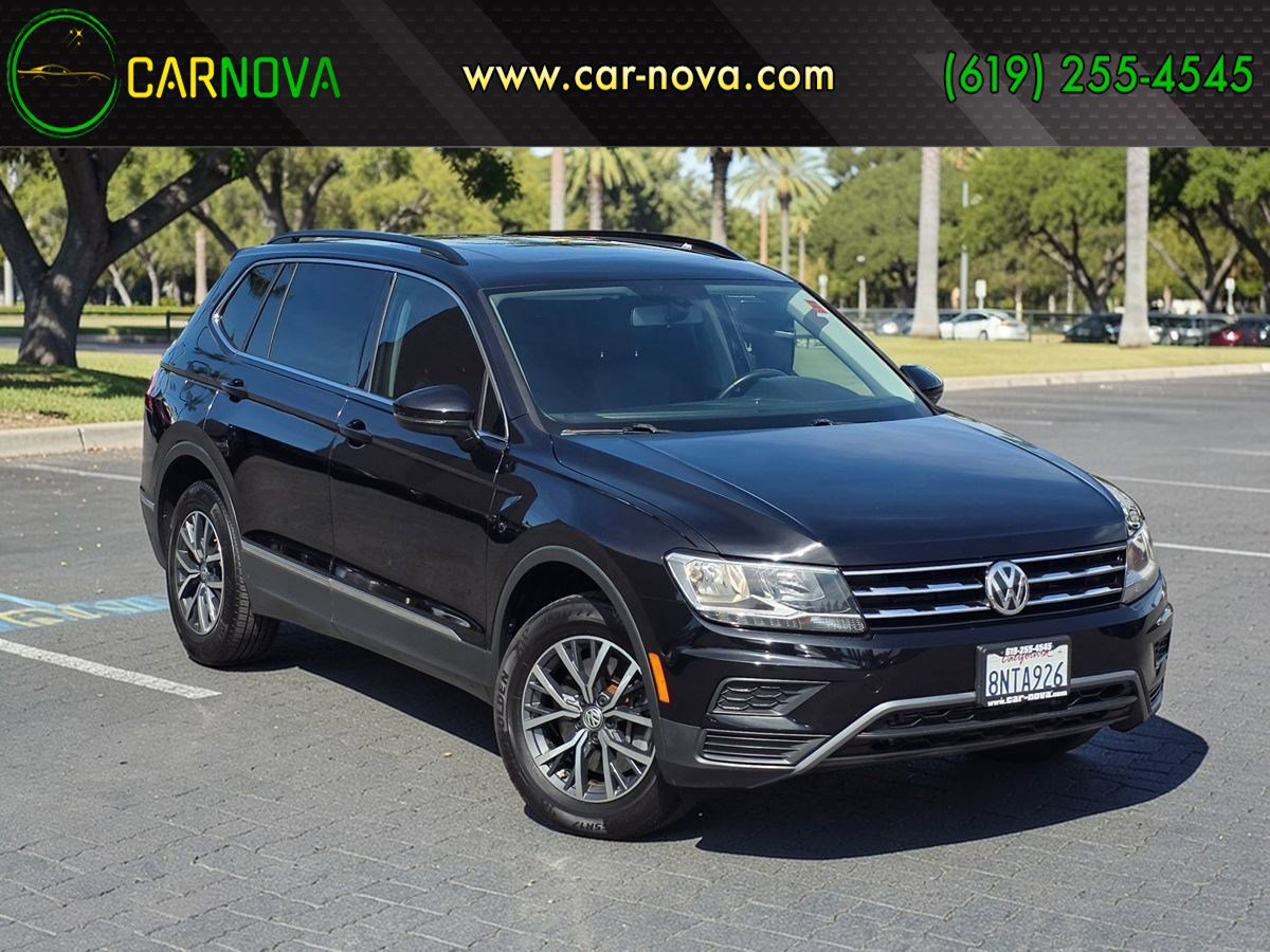 Used 2020 Volkswagen Tiguan SE w/ Panoramic Sunroof Package image 1