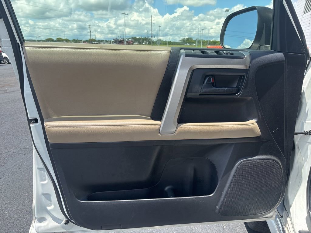 Used 2013 Toyota 4Runner SR5 w/ Convenience Pkg RWD image 5