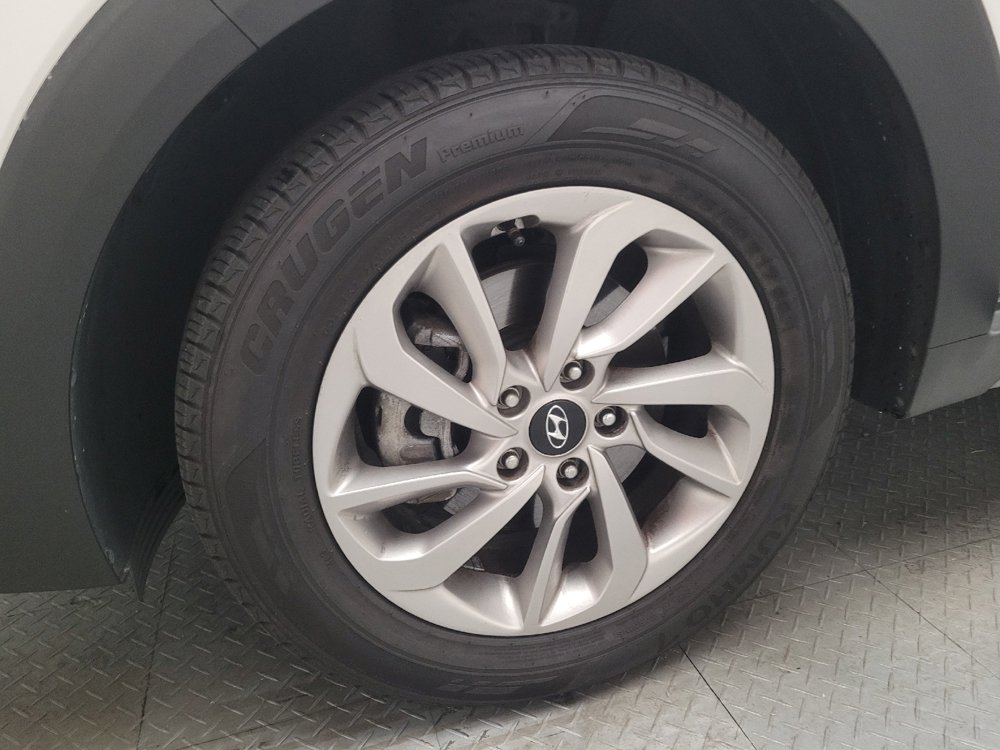 Used 2017 Hyundai Tucson SE w/ SE Popular Package 02 FWD image 31