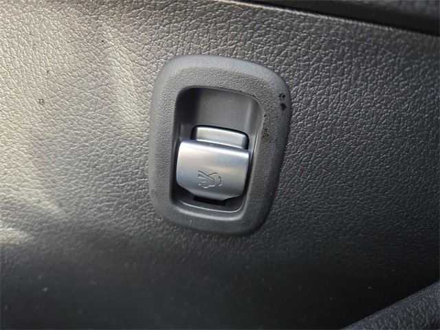 New 2025 Mercedes-Benz C 300 4MATIC Sedan image 21