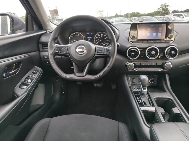 Certified 2025 Nissan Sentra S FWD image 10