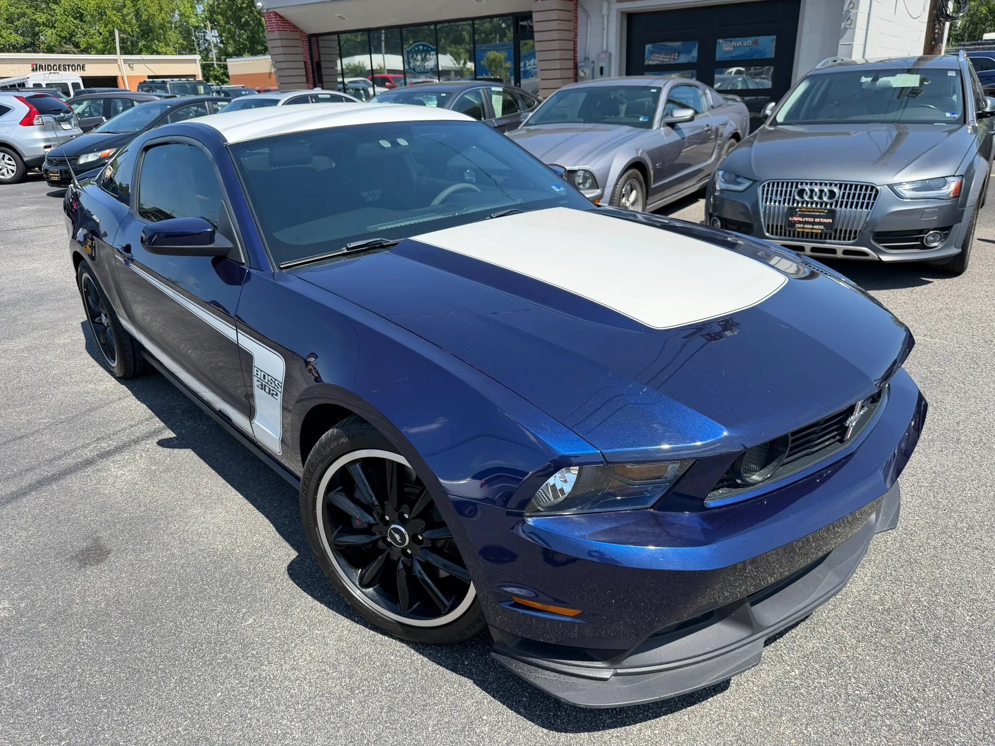 Used 2012 Ford Mustang Boss 302 w/ Boss 302 Accessory Pkg RWD image 9