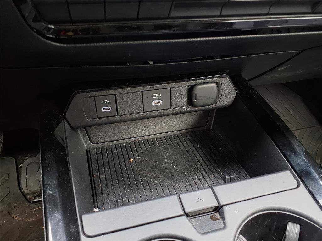 Used 2024 Toyota Prius XLE image 13