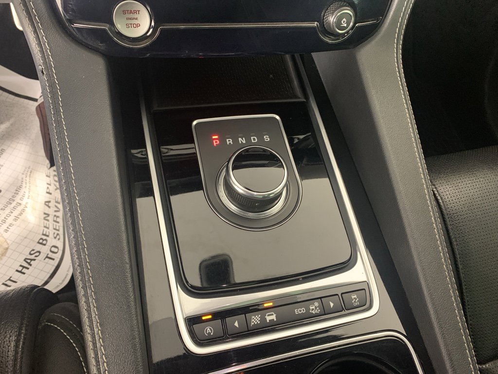 Used 2017 Jaguar F-PACE S AWD/4WD image 25